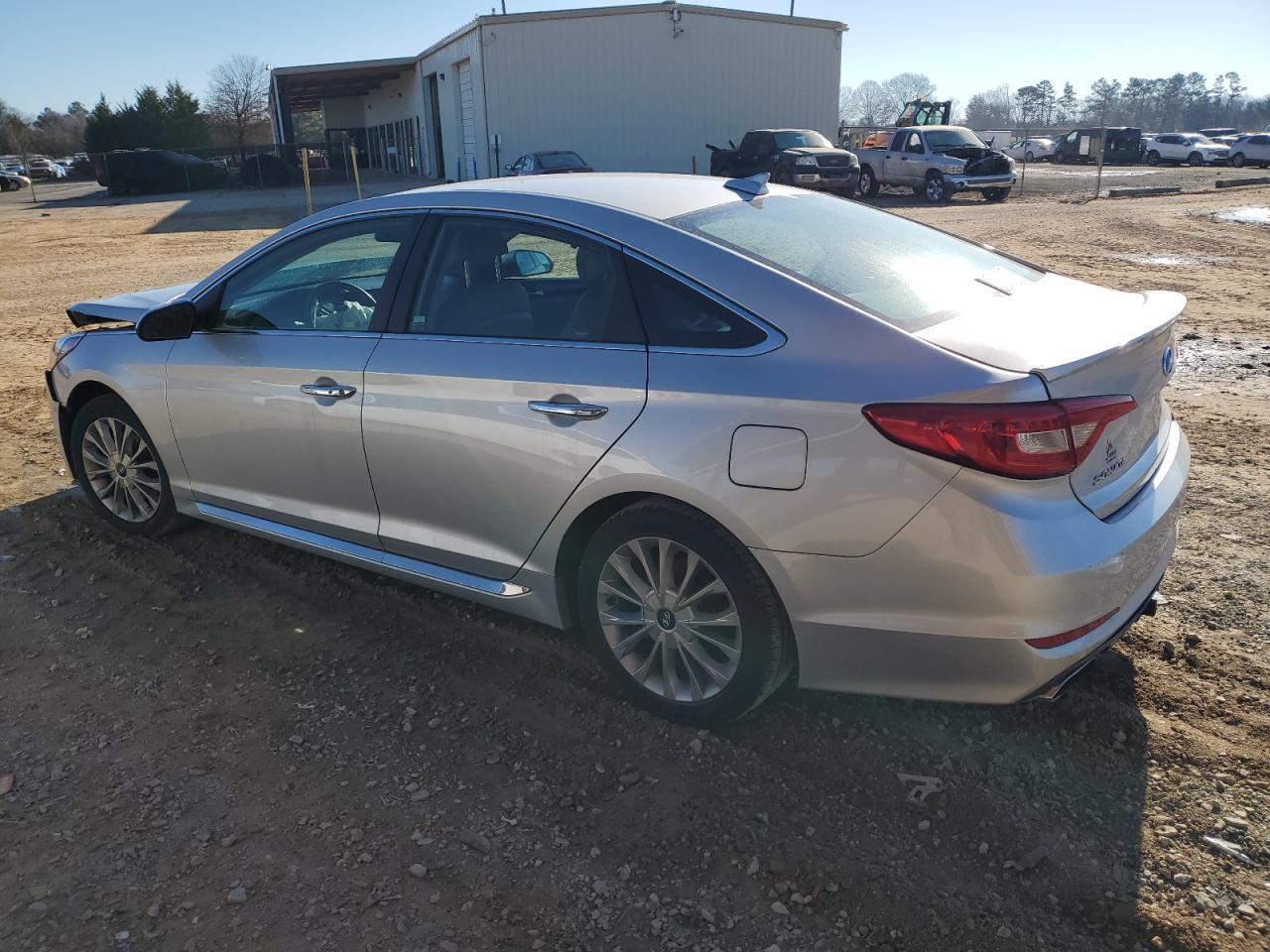 2015 Hyundai Sonata Sport - Фото 2