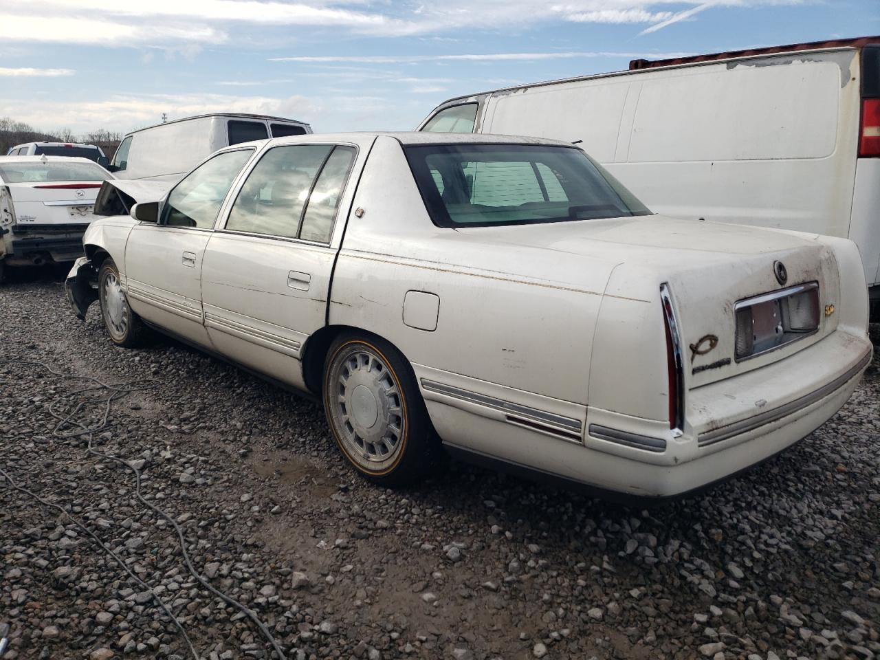 1997 Cadillac Deville - Фото 2