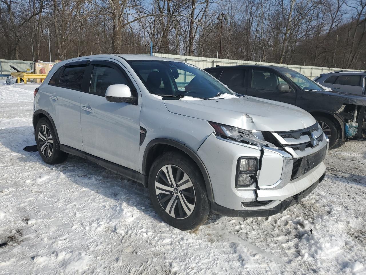 2023 Mitsubishi Outlander Sport S/Se - Фото 4