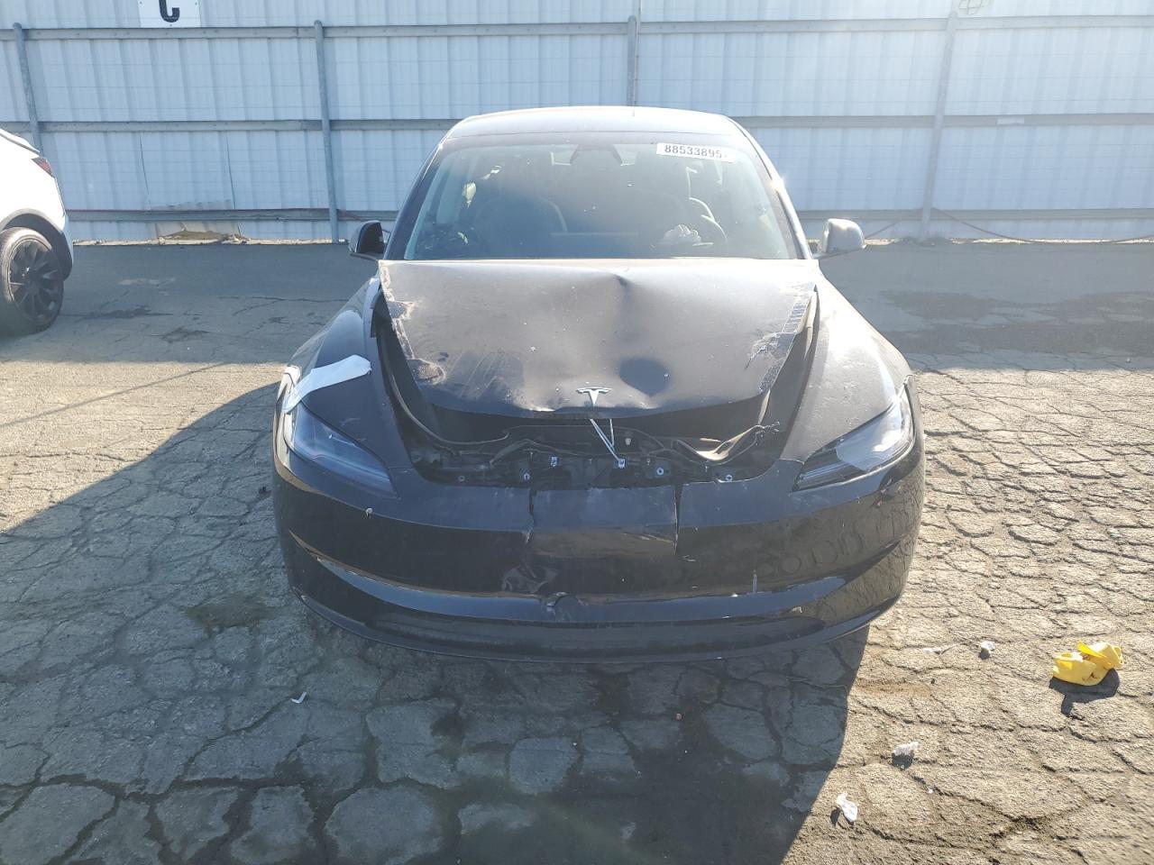 2024 Tesla Model 3 - Image 5