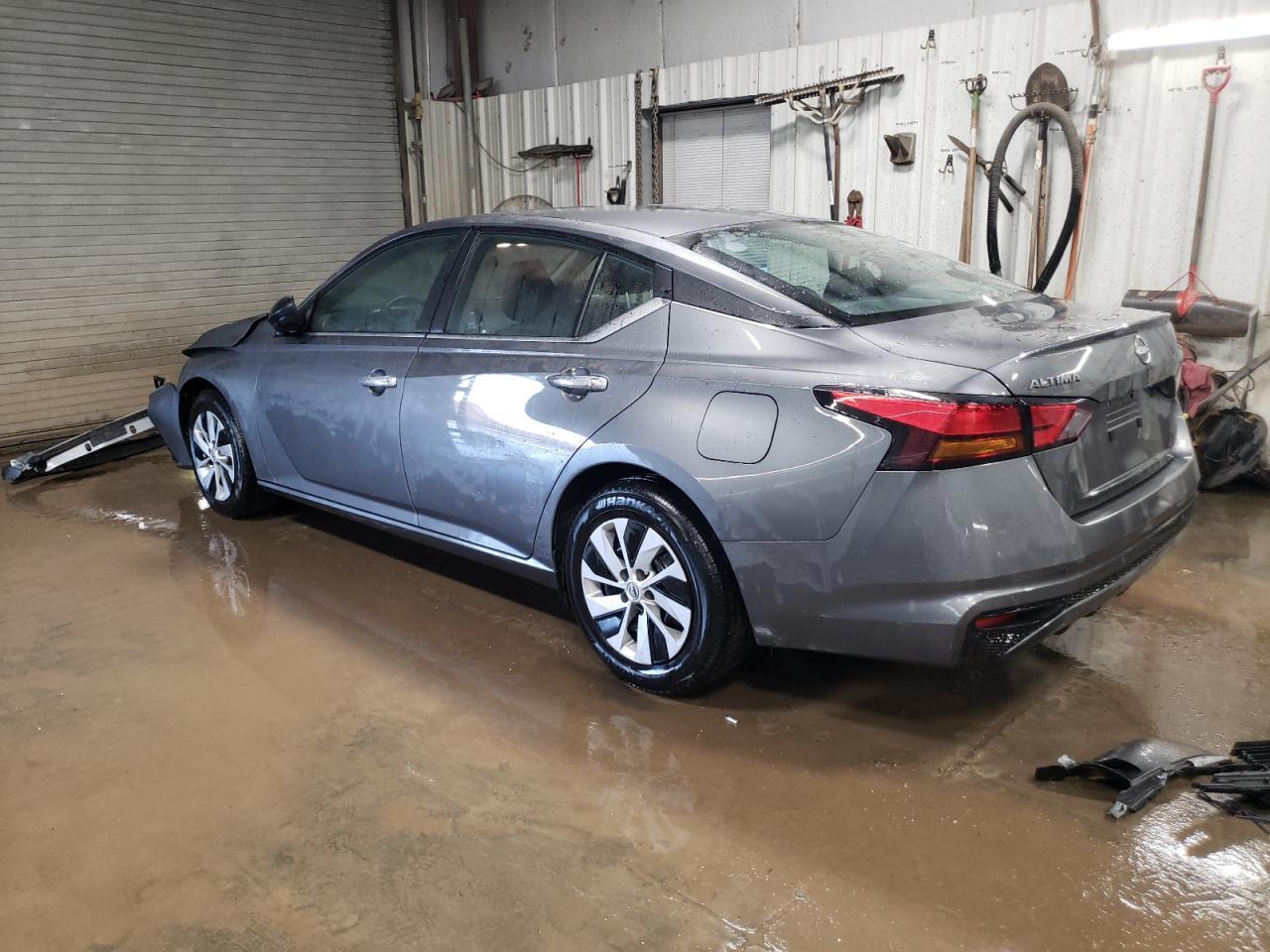 2024 Nissan Altima S - Фото 2