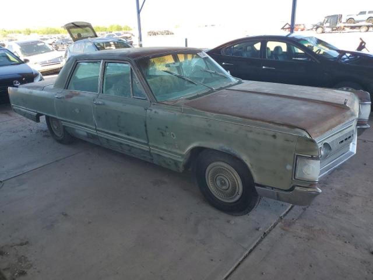 1967 Chrysler Imperial - Фото 4