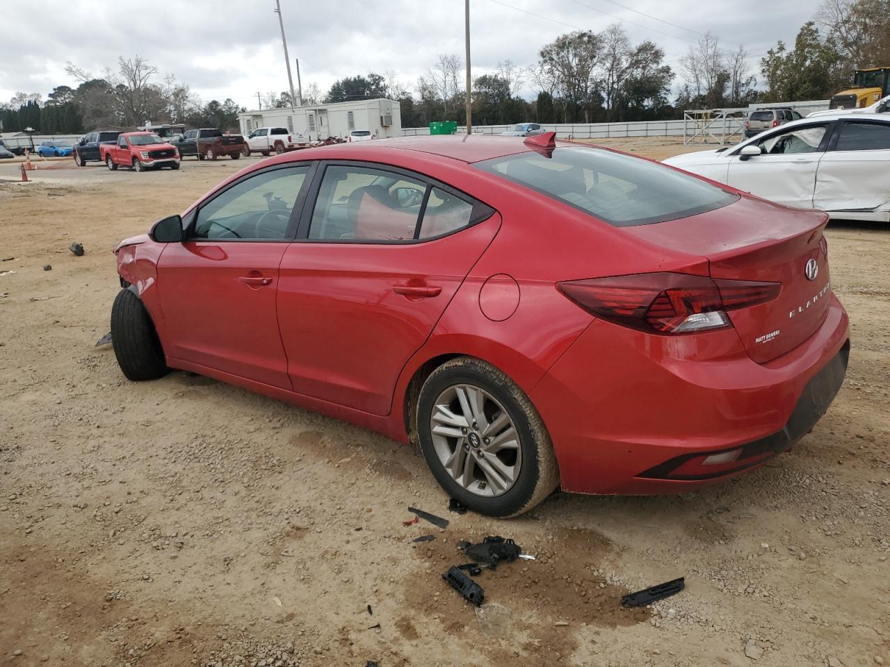 2020 Hyundai Elantra Sel - Фото 2