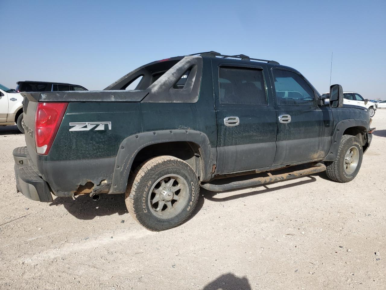 2004 Chevrolet Avalanche K1500 - Image 5