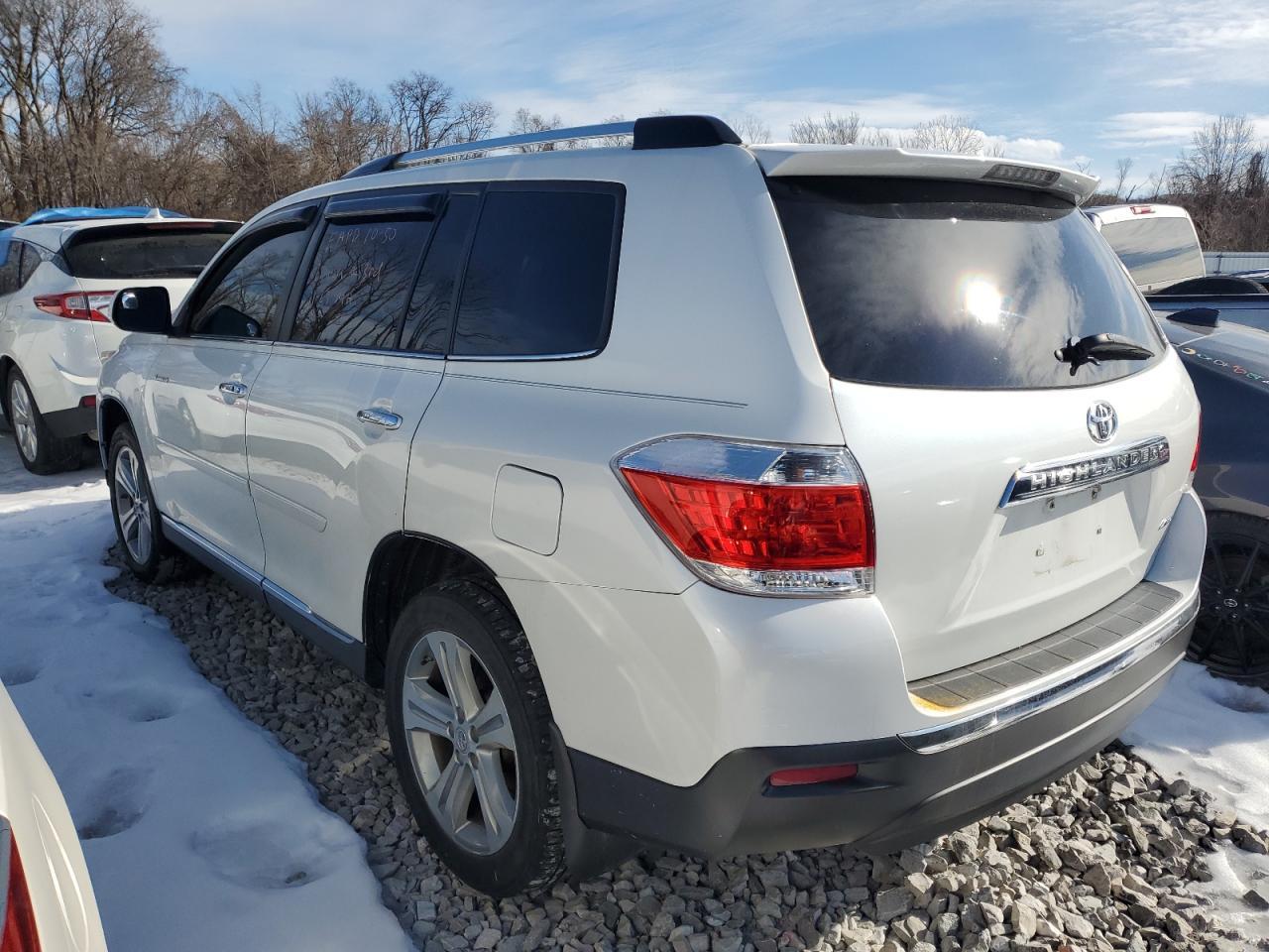 2013 Toyota Highlander Limited - Фото 2