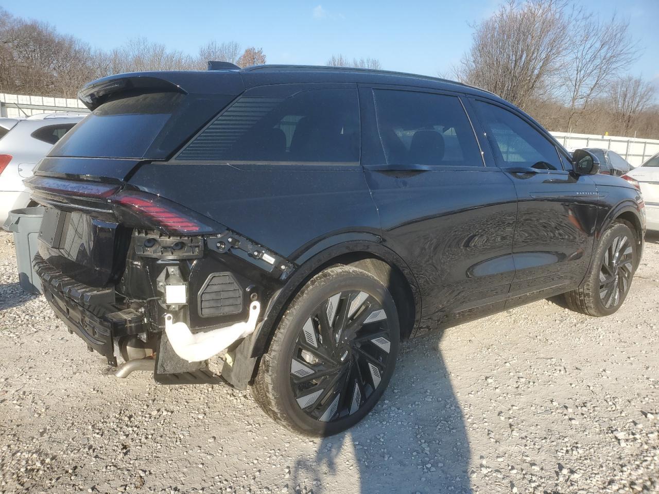 2024 Lincoln Nautilus Reserve - Фото 3