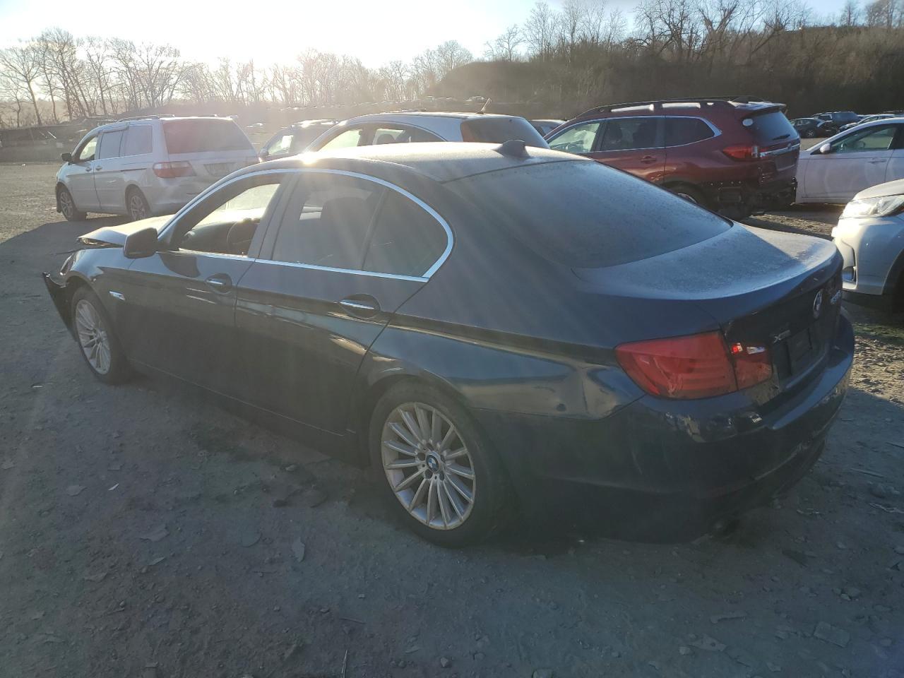 2013 BMW 535 Xi - Фото 2