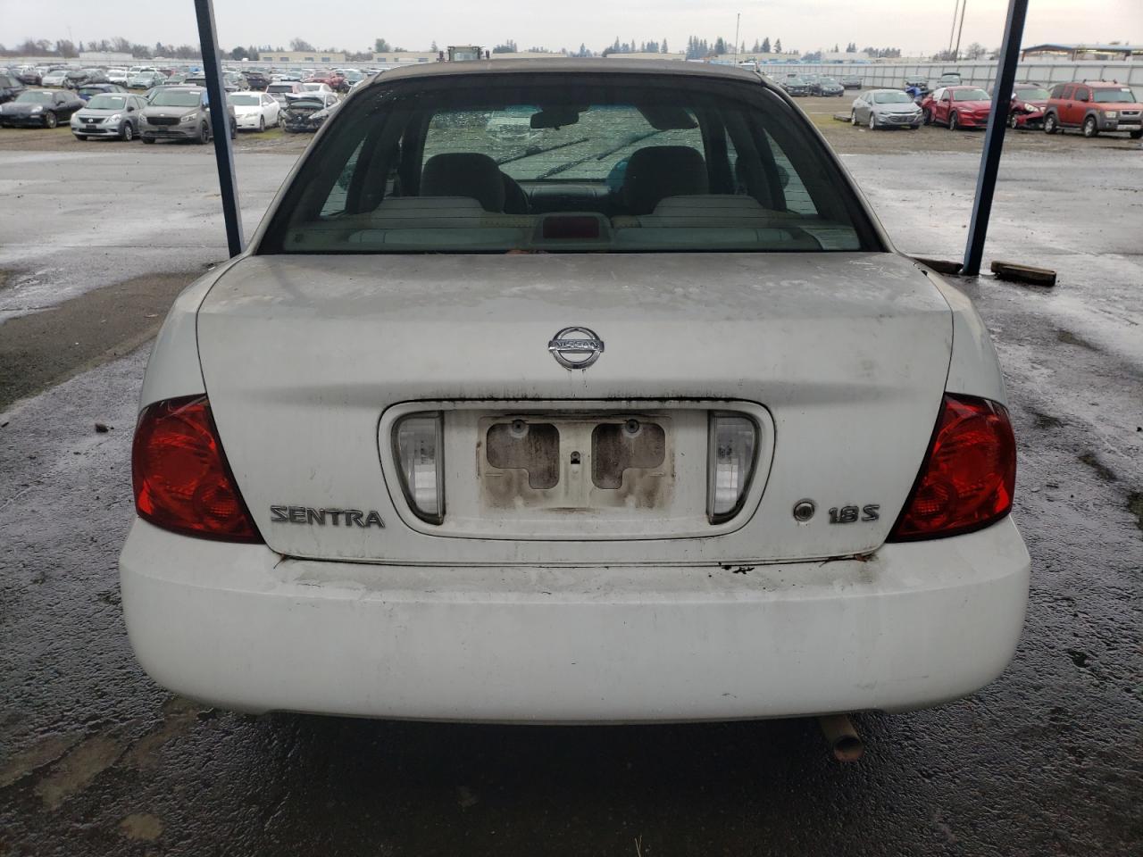 2004 Nissan Sentra 1.8S - Фото 6