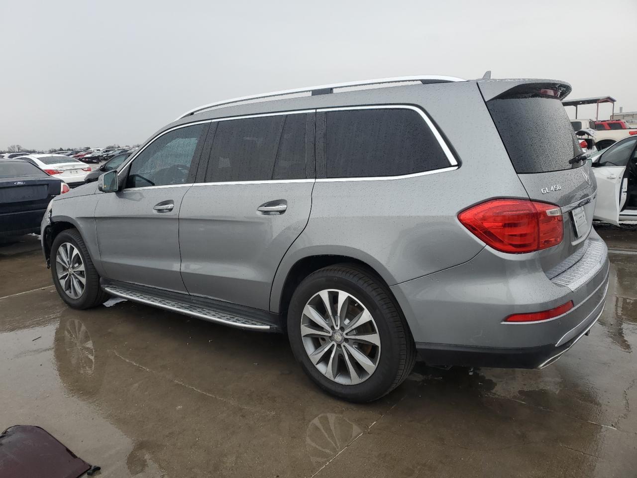 2014 Mercedes-Benz Gl 450 4Matic - Image 2