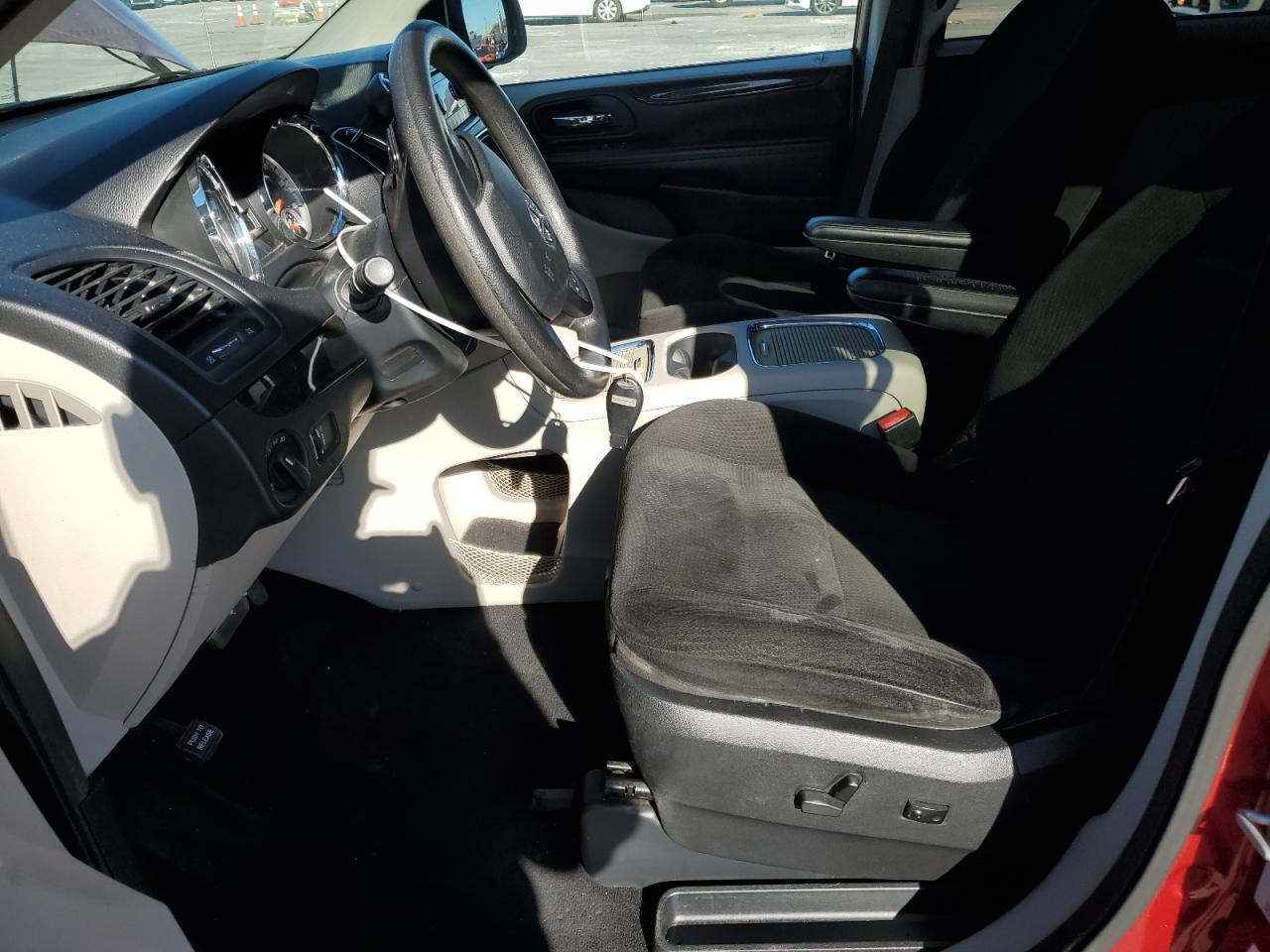 2016 Dodge Grand Caravan Sxt - Фото 7