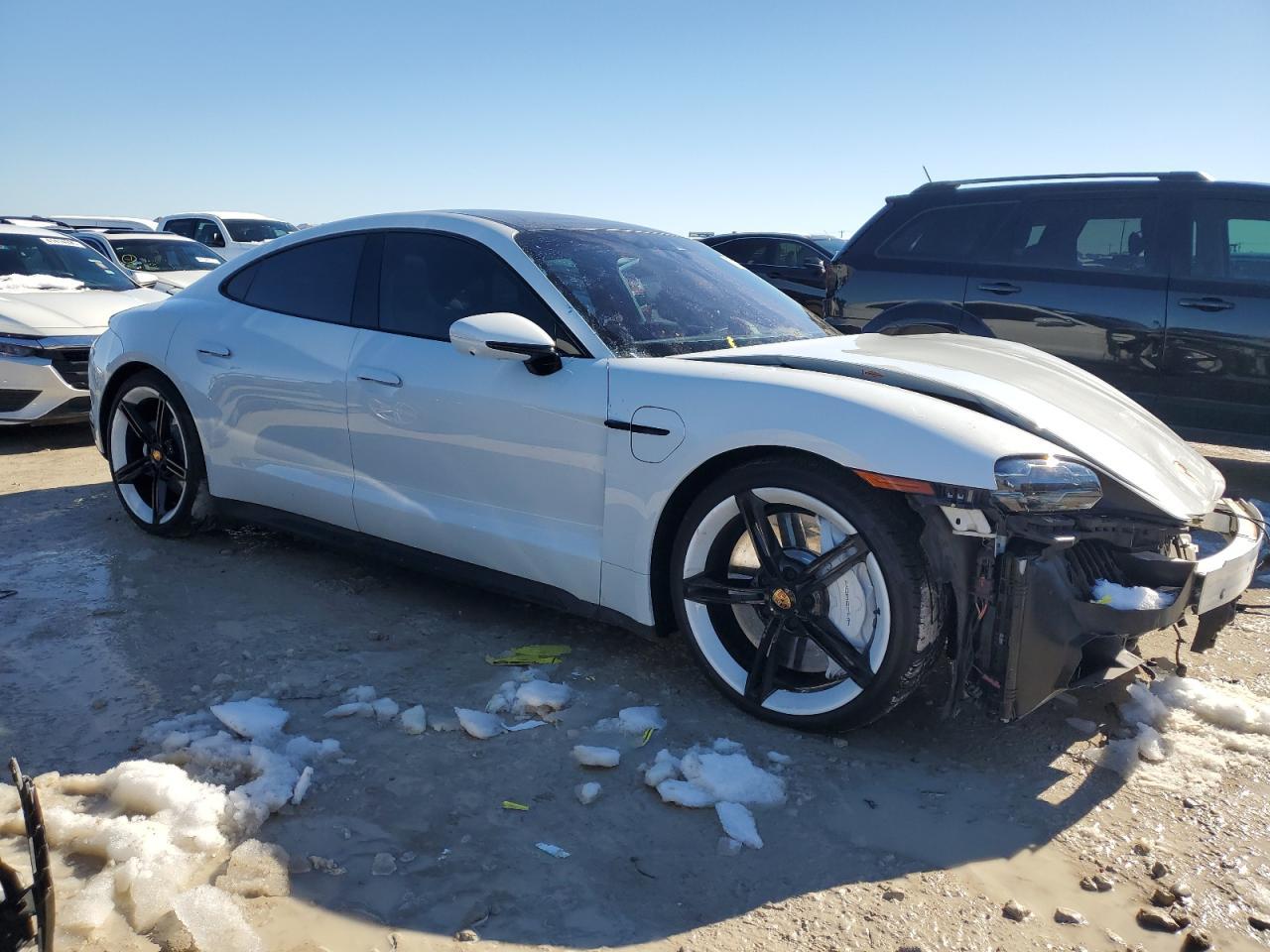 2020 Porsche Taycan Turbo - Фото 4