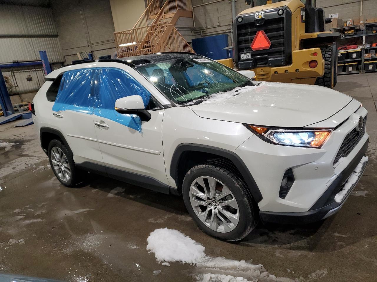 2021 Toyota Rav4 Limited - Фото 4