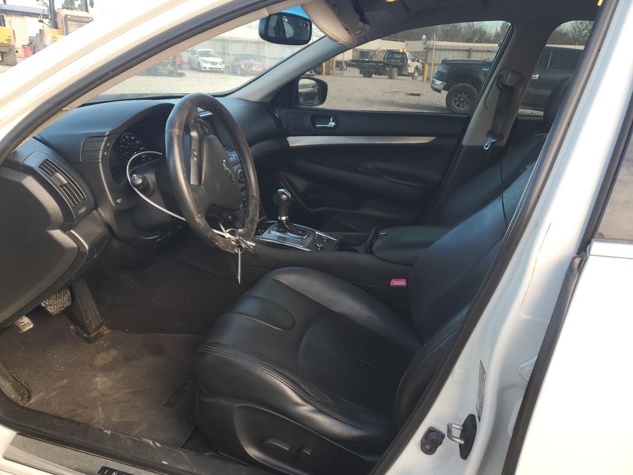 2013 Infiniti G37 Base - Image 7