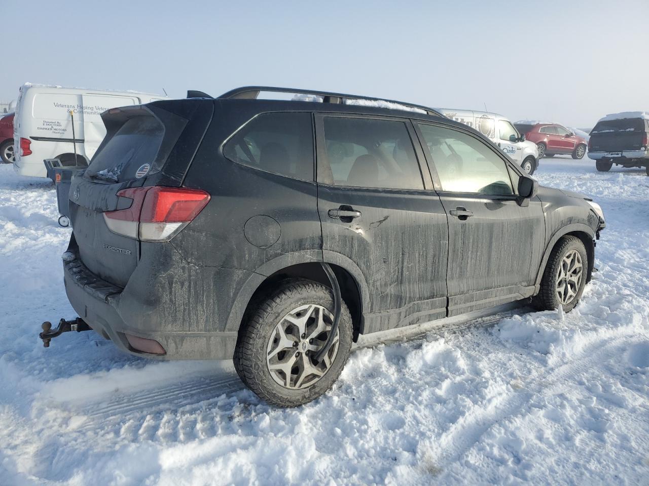 2020 Subaru Forester Premium - Image 3