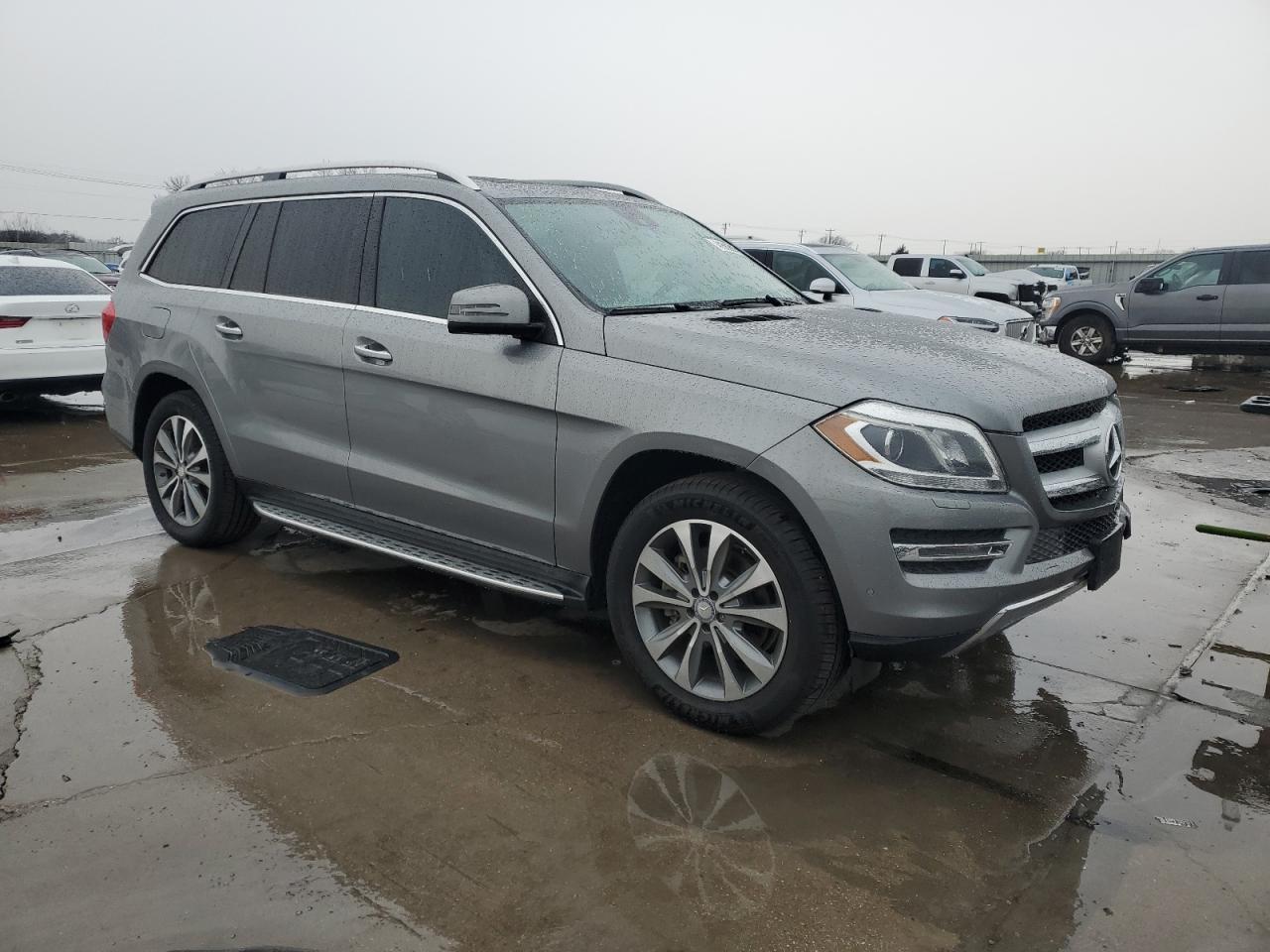 2014 Mercedes-Benz Gl 450 4Matic - Image 4