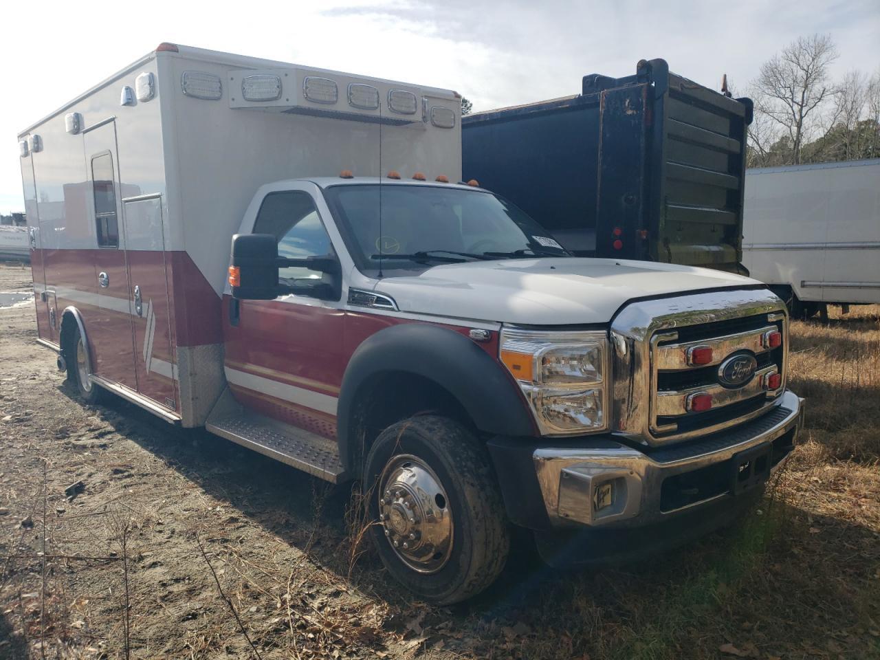 2016 Ford F550 Super Duty - Image 4