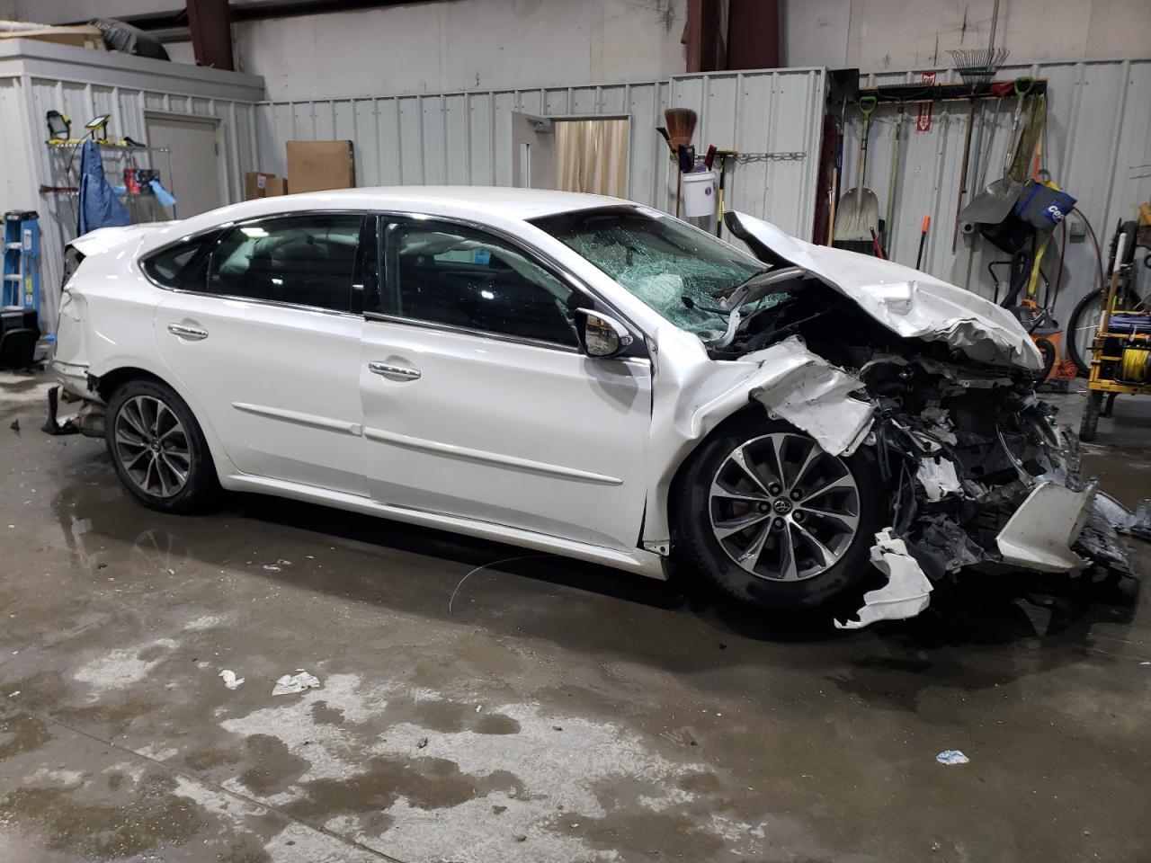 2016 Toyota Avalon Xle - Фото 4