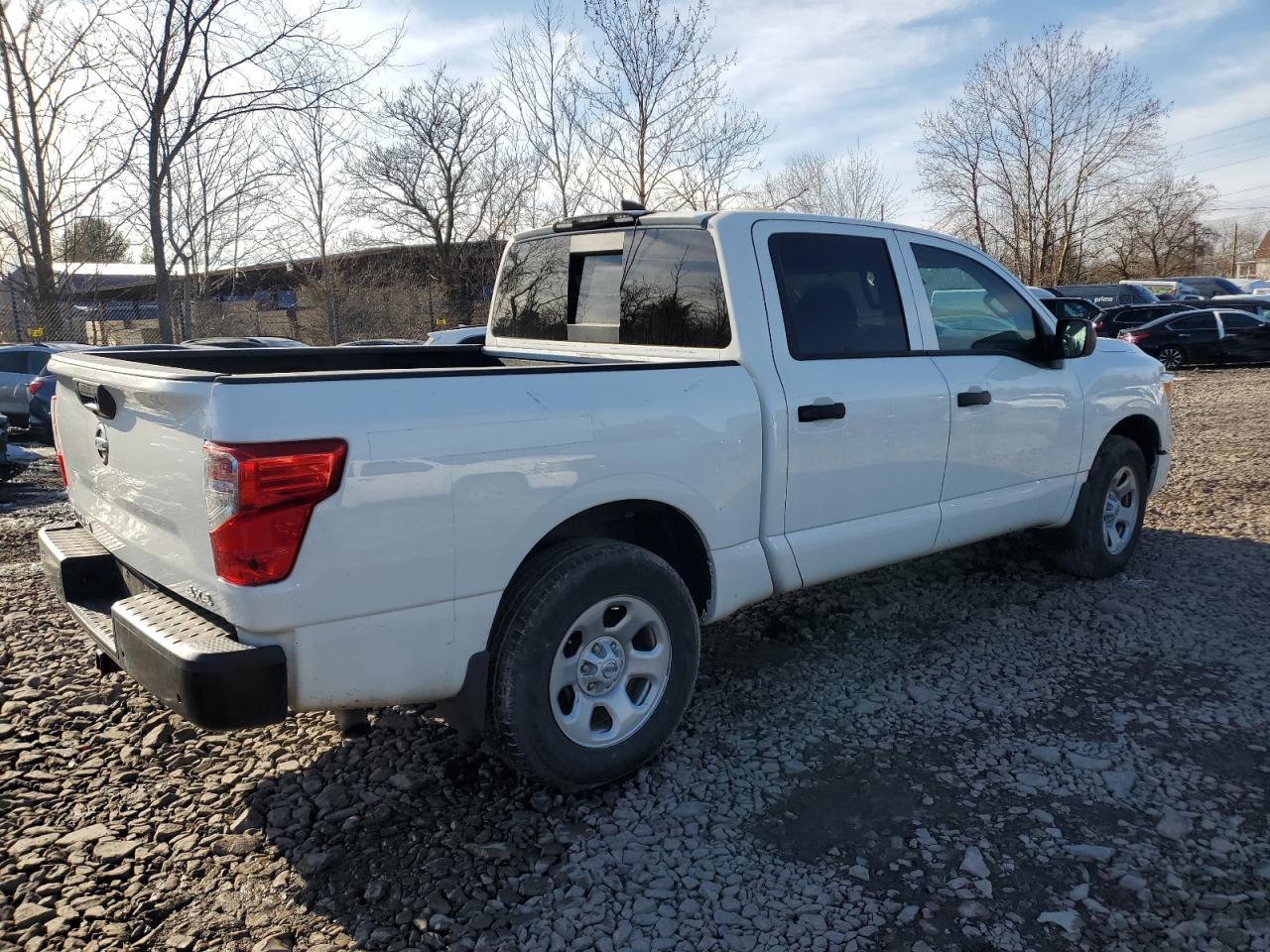 2022 Nissan Titan S - Image 3