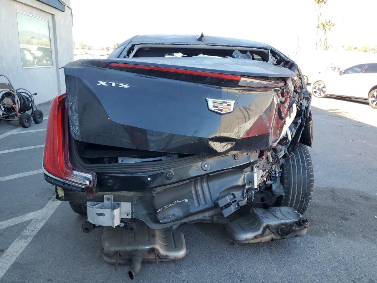 2019 Cadillac Xts Luxury - Image 6