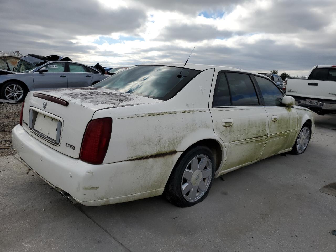 2003 Cadillac Deville - Image 3