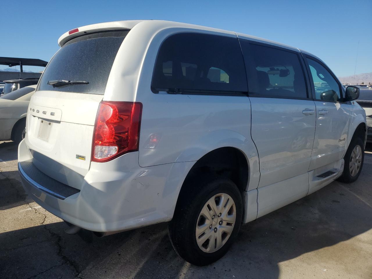 2018 Dodge Grand Caravan Se - Фото 3