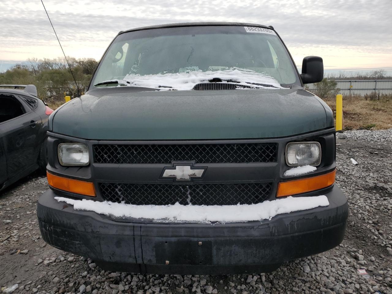 2005 Chevrolet Express G3500 - Image 5
