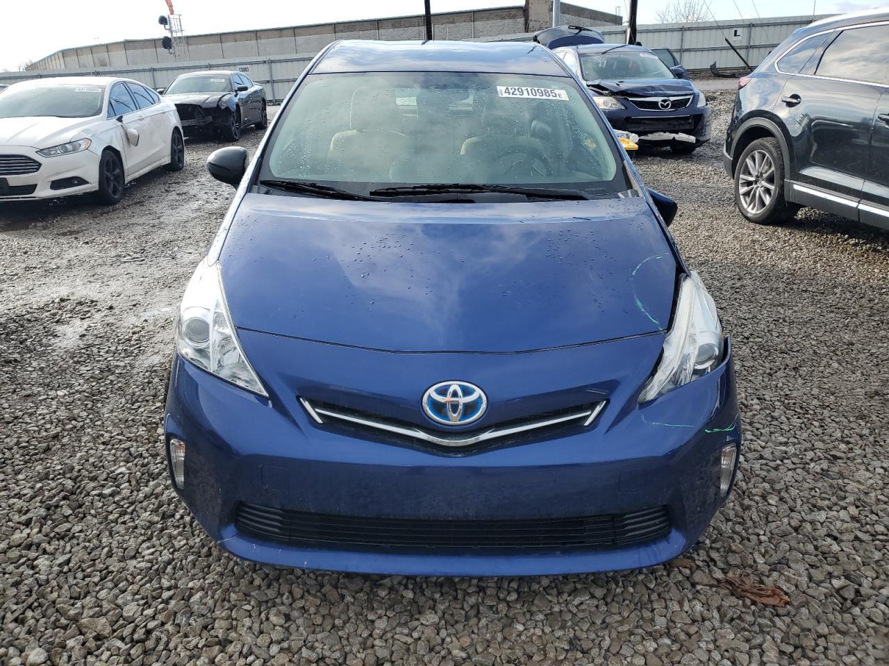 2012 Toyota Prius V - Фото 5