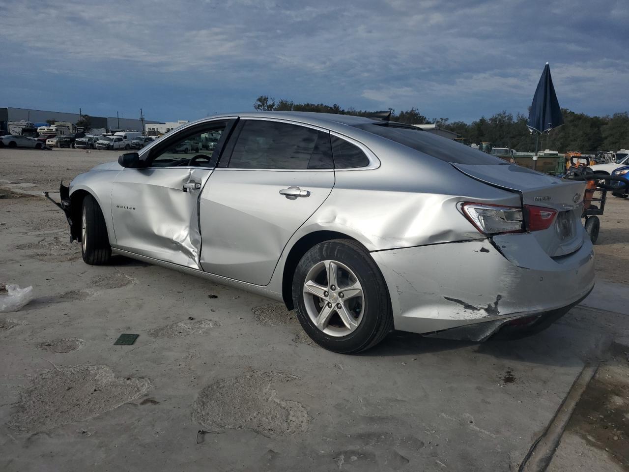 2021 Chevrolet Malibu Ls - Image 2