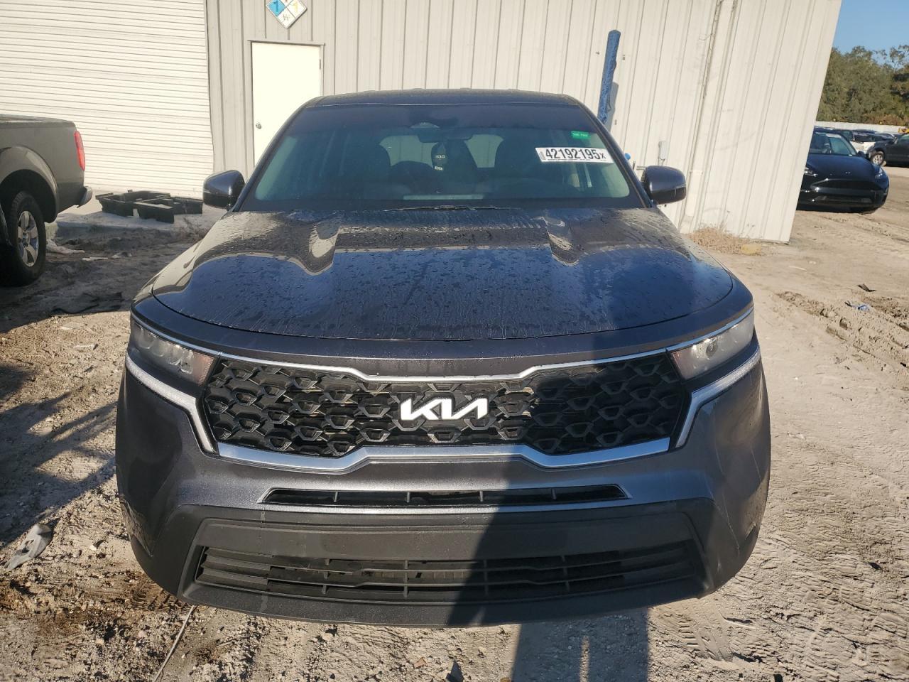 2022 Kia Sorento Lx - Фото 5