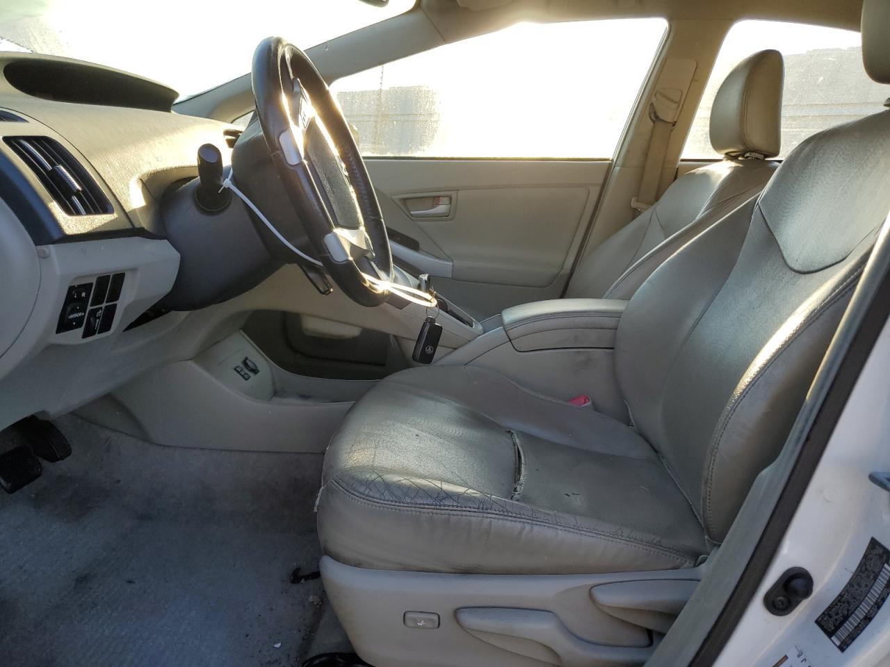 2011 Toyota Prius - Фото 7