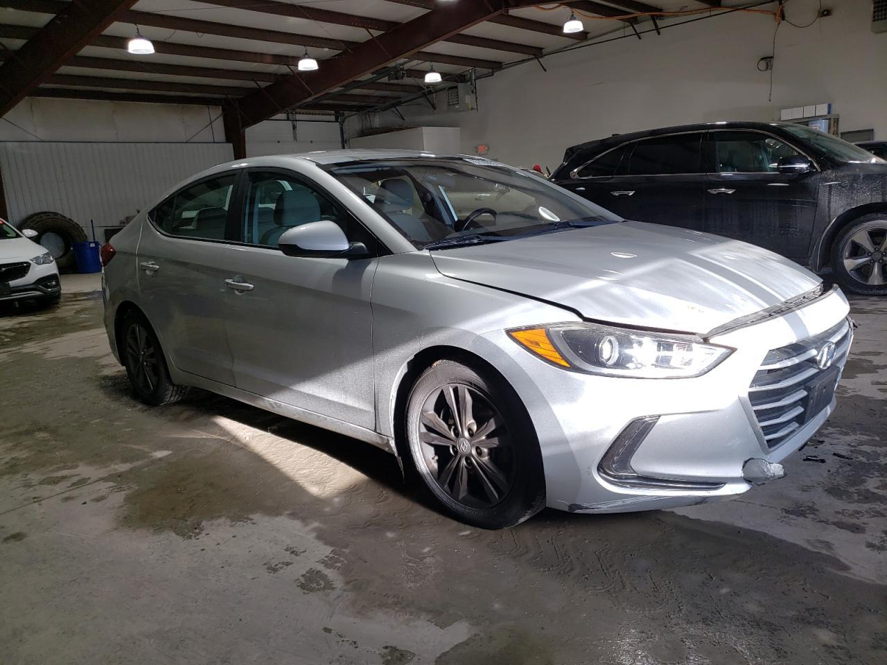 2017 Hyundai Elantra Se - Фото 4