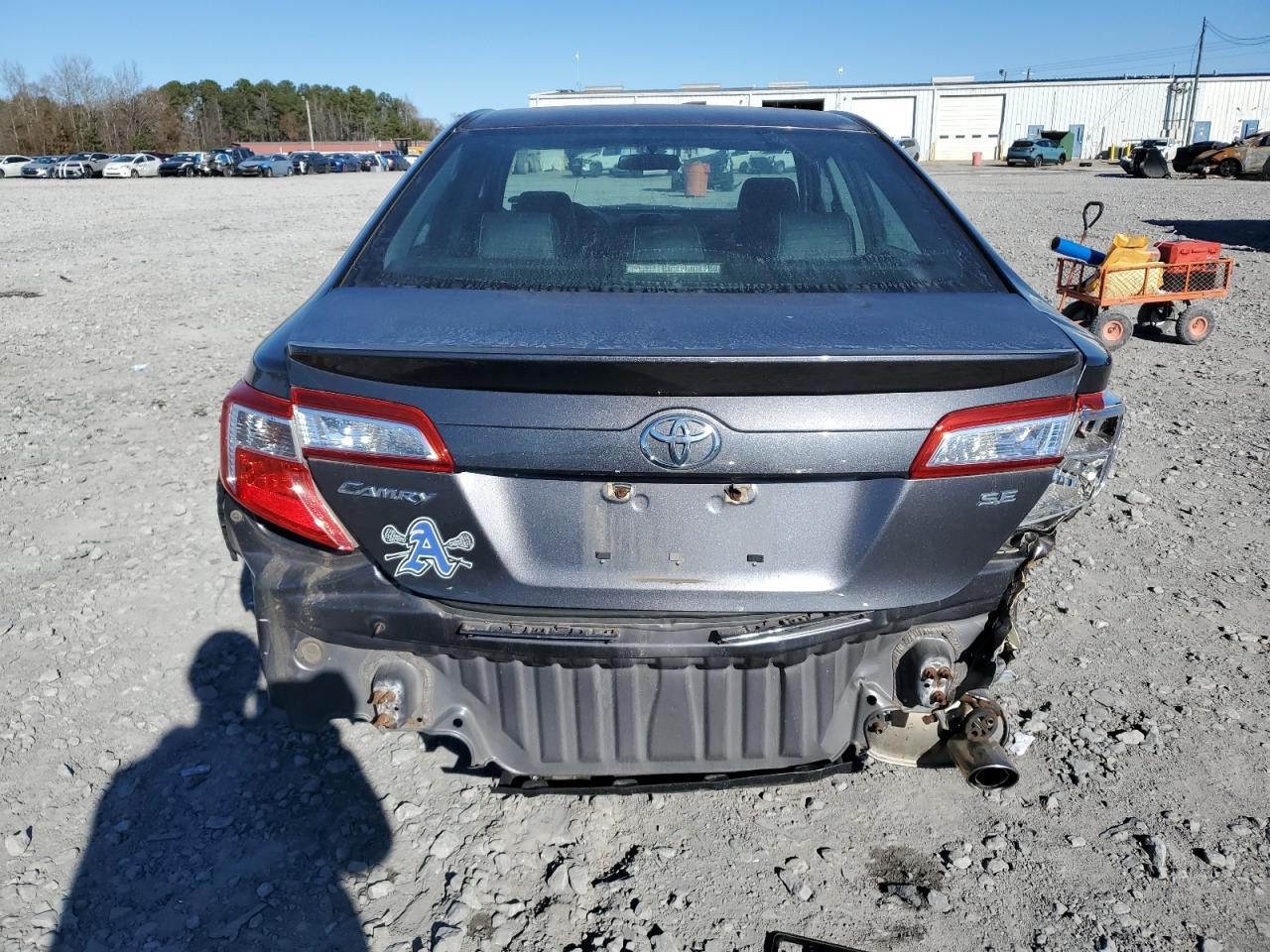 2014 Toyota Camry L - Фото 6