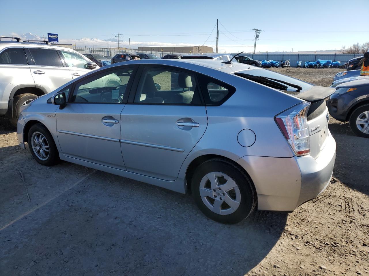 2010 Toyota Prius - Фото 2