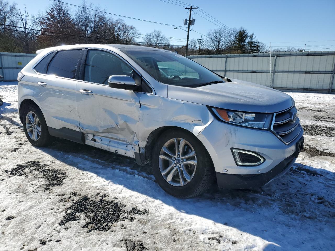 2016 Ford Edge Titanium - Image 4