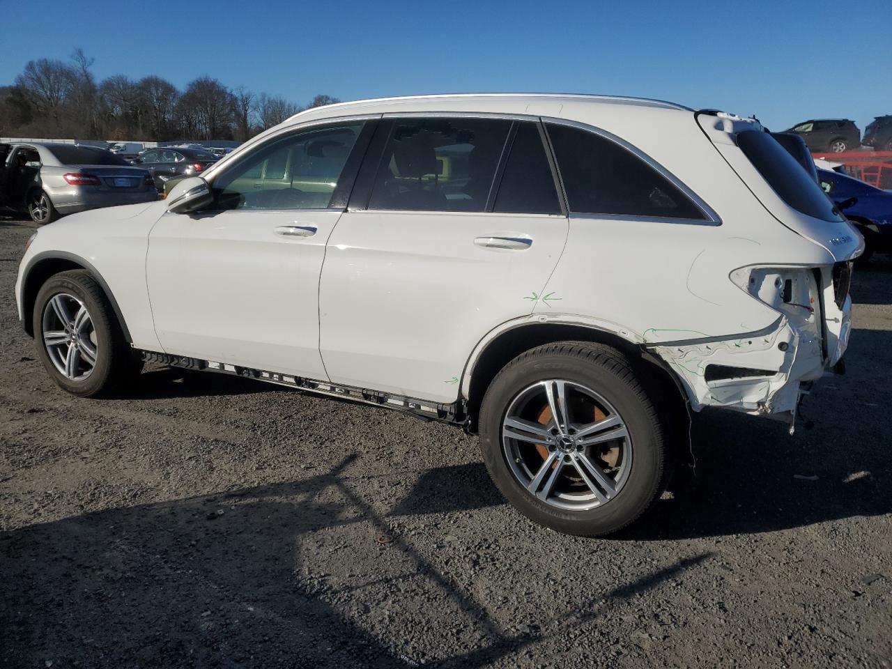 2021 Mercedes-Benz Glc 300 4Matic - Фото 2