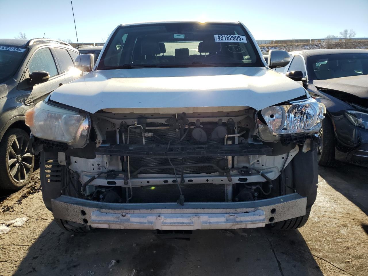 2013 Toyota 4Runner Sr5 - Image 5