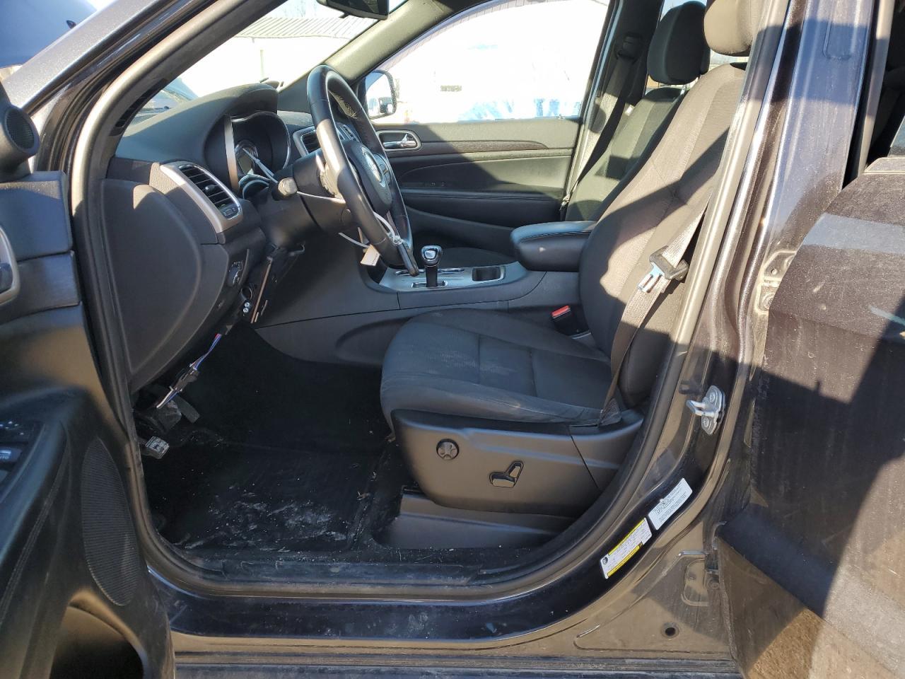 2015 Jeep Grand Cherokee Laredo - Image 7