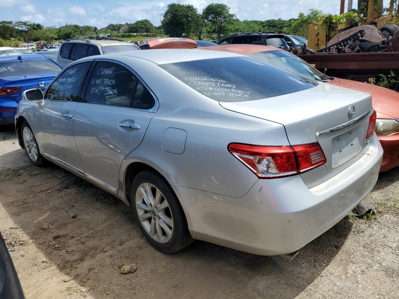 2011 Lexus Es 350 - Фото 2