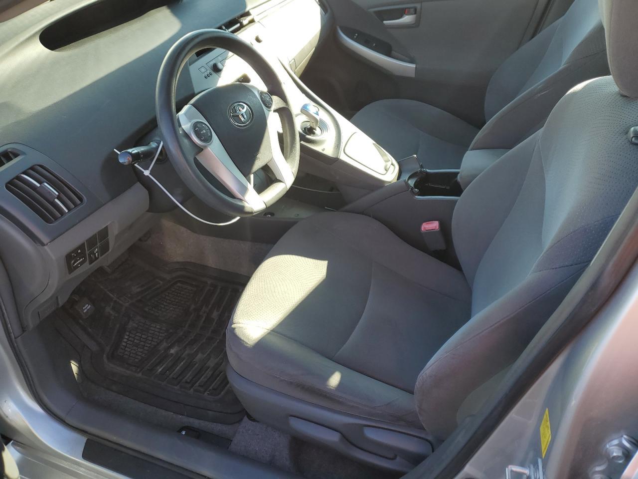 2010 Toyota Prius - Фото 7