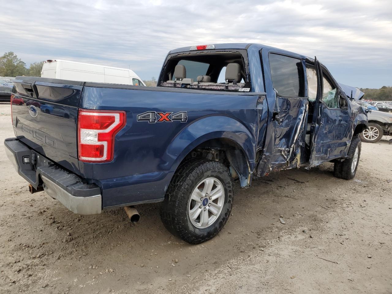 2018 Ford F150 Supercrew - Фото 3
