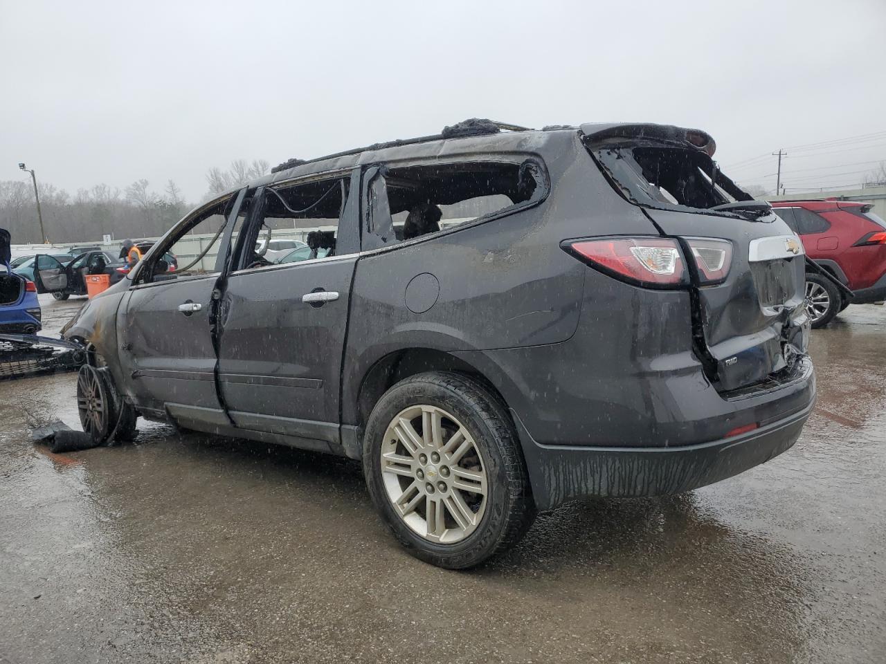 2015 Chevrolet Traverse Lt - Фото 2