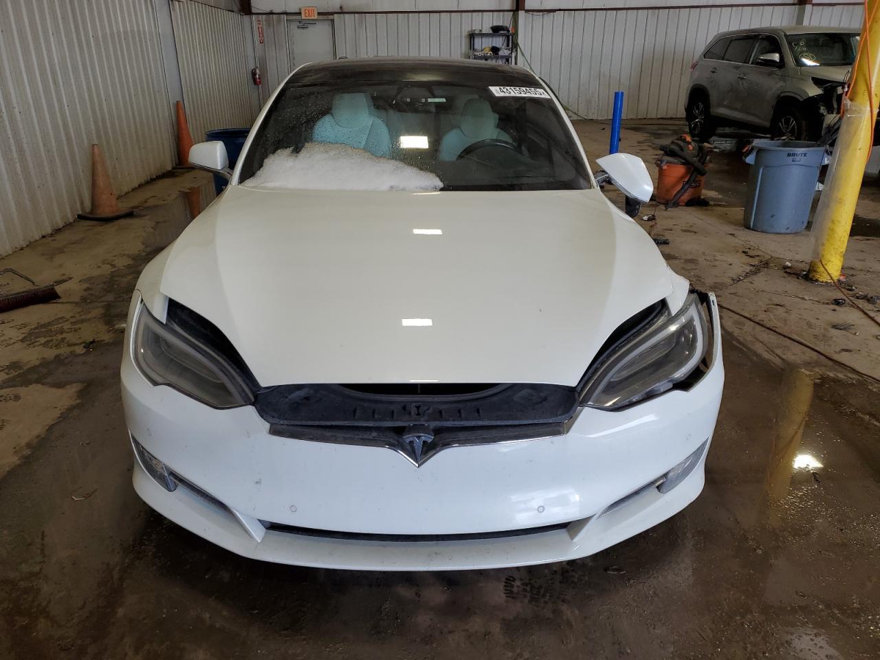 2017 Tesla Model S - Image 5