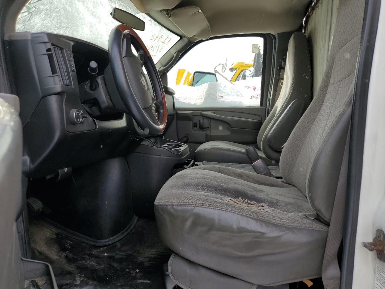 2012 Chevrolet Express G4500 - Фото 7