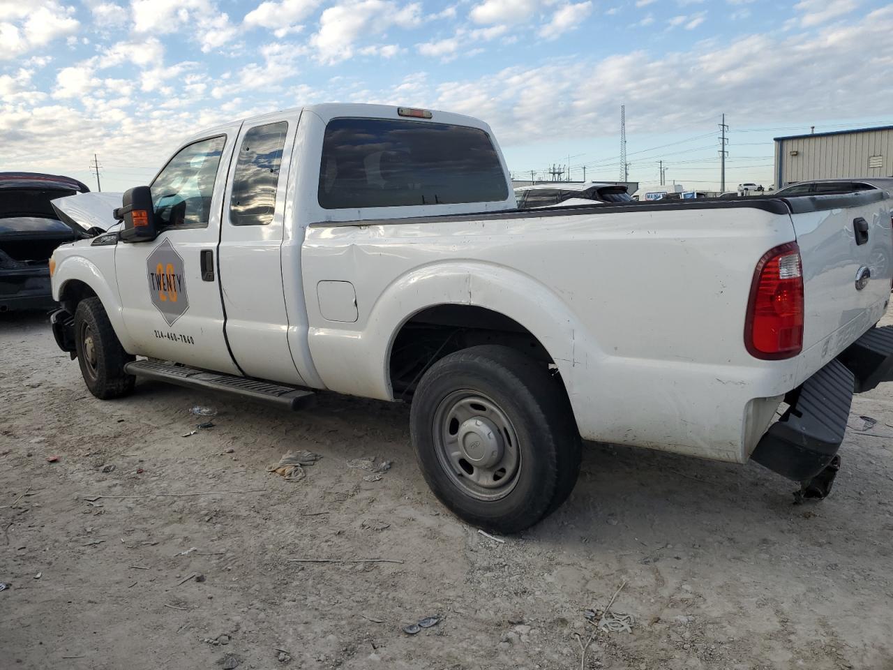 2011 Ford F250 Super Duty - Фото 2