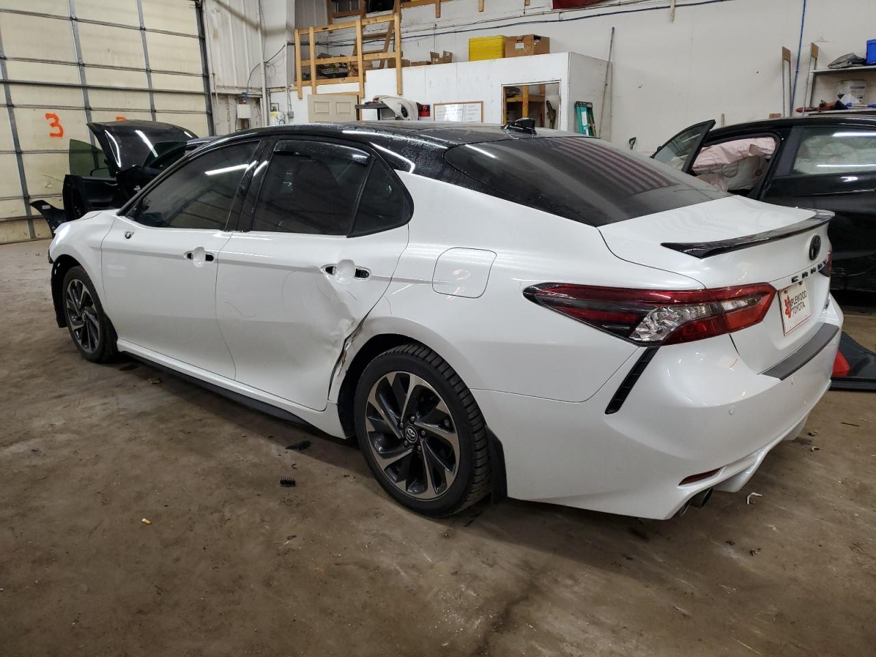 2022 Toyota Camry Xse - Image 2