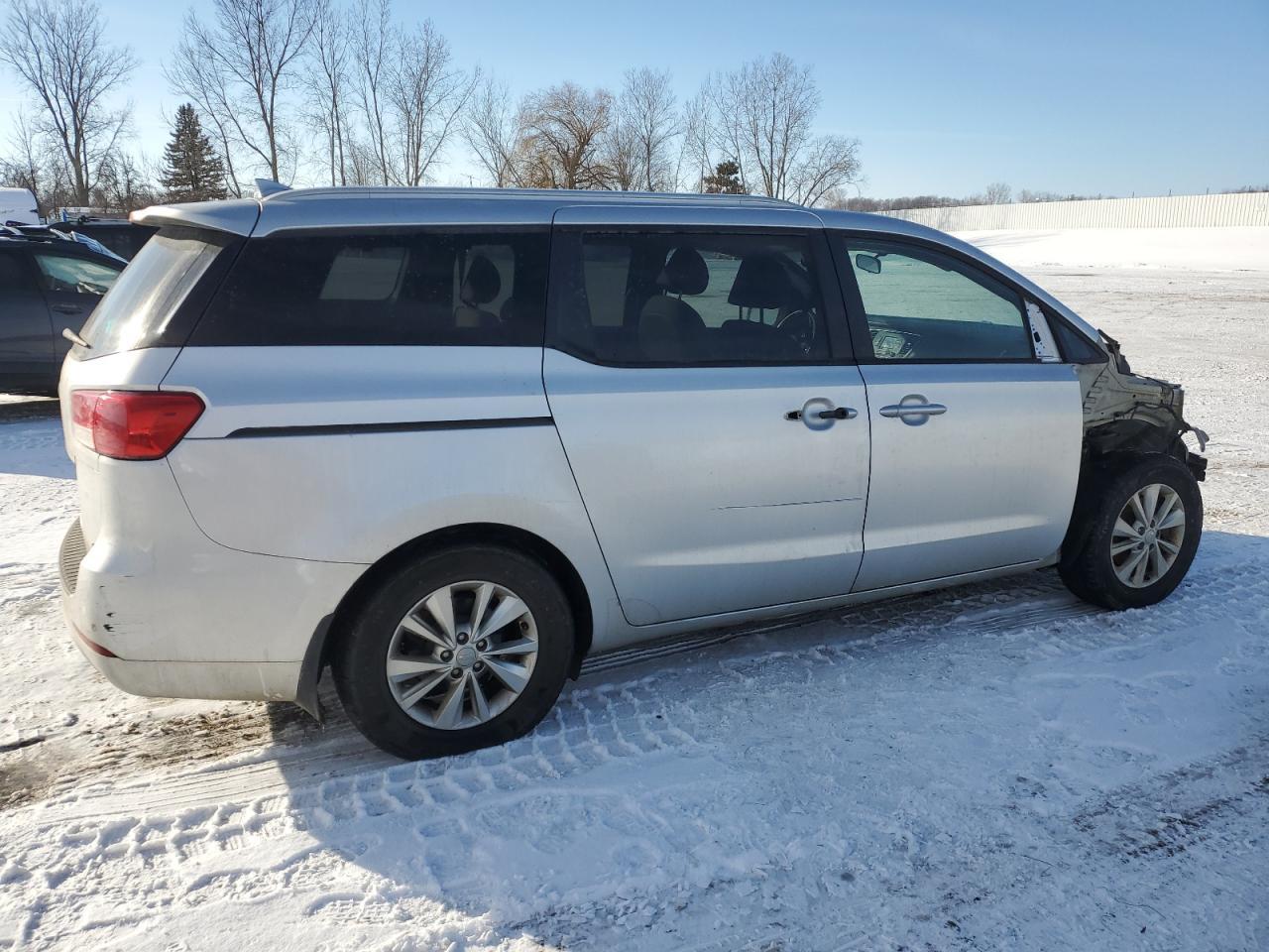 2016 Kia Sedona Lx - Фото 3