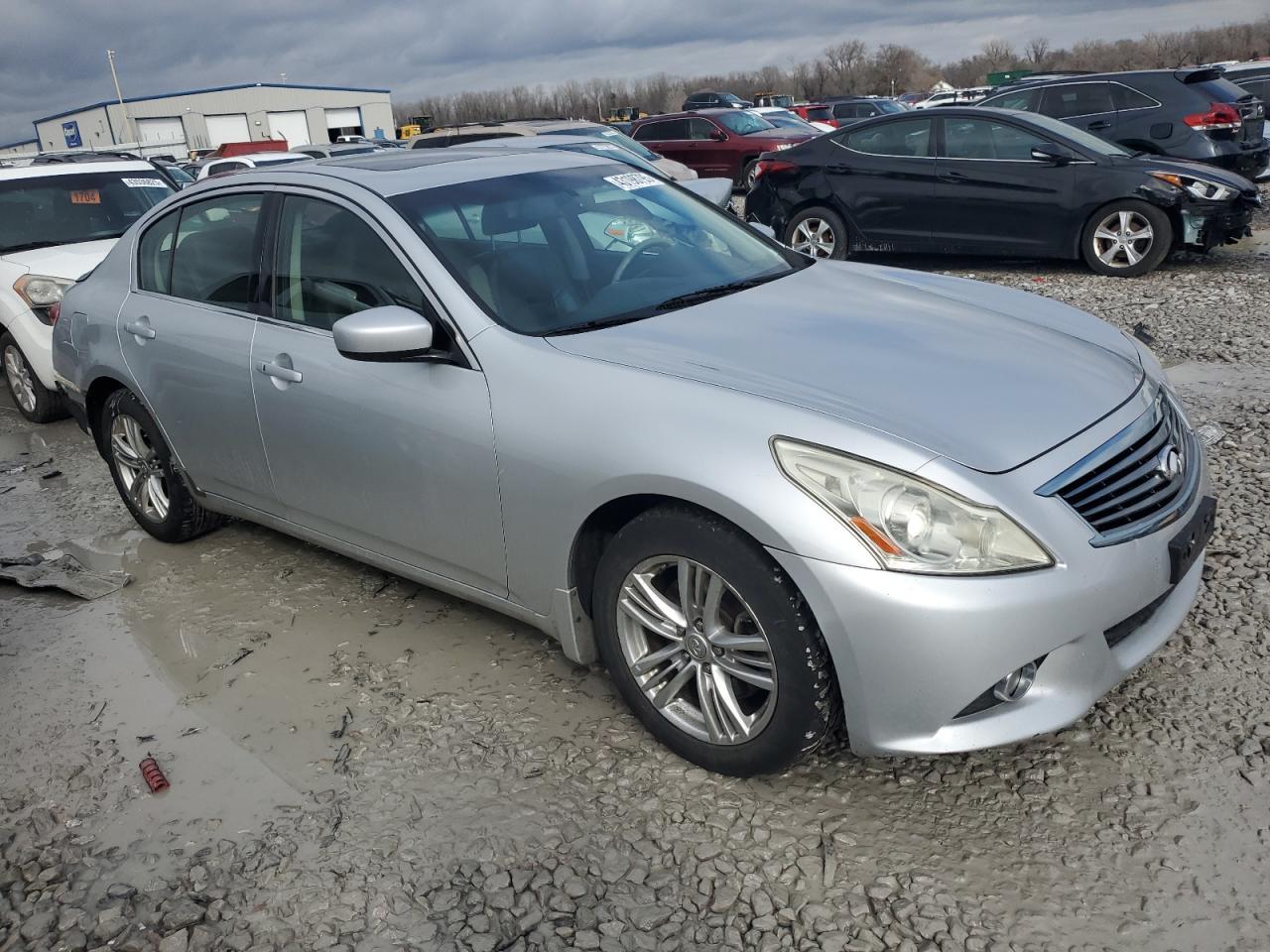 2011 Infiniti G37 - Фото 4