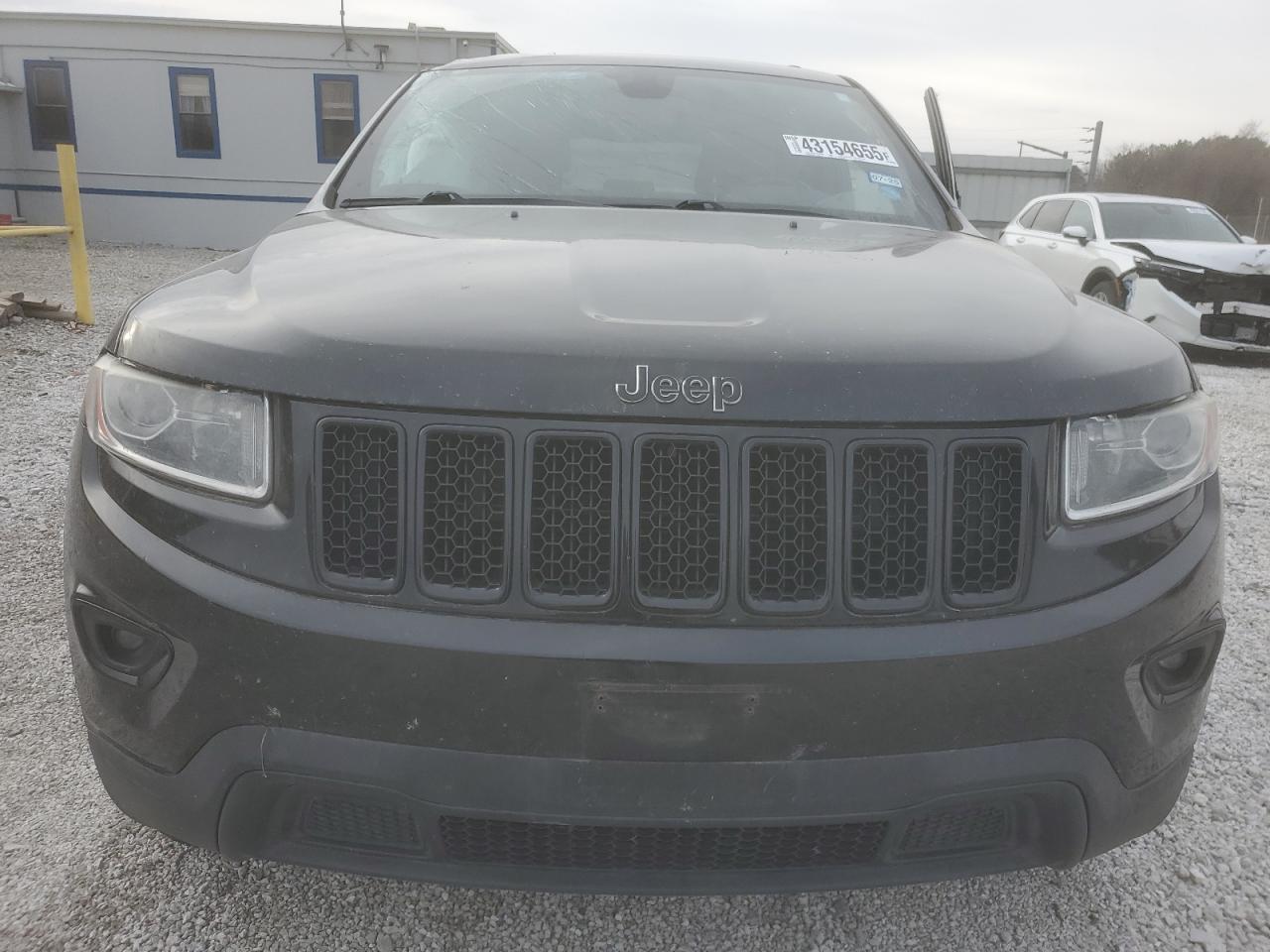 2016 Jeep Grand Cherokee Laredo - Image 5