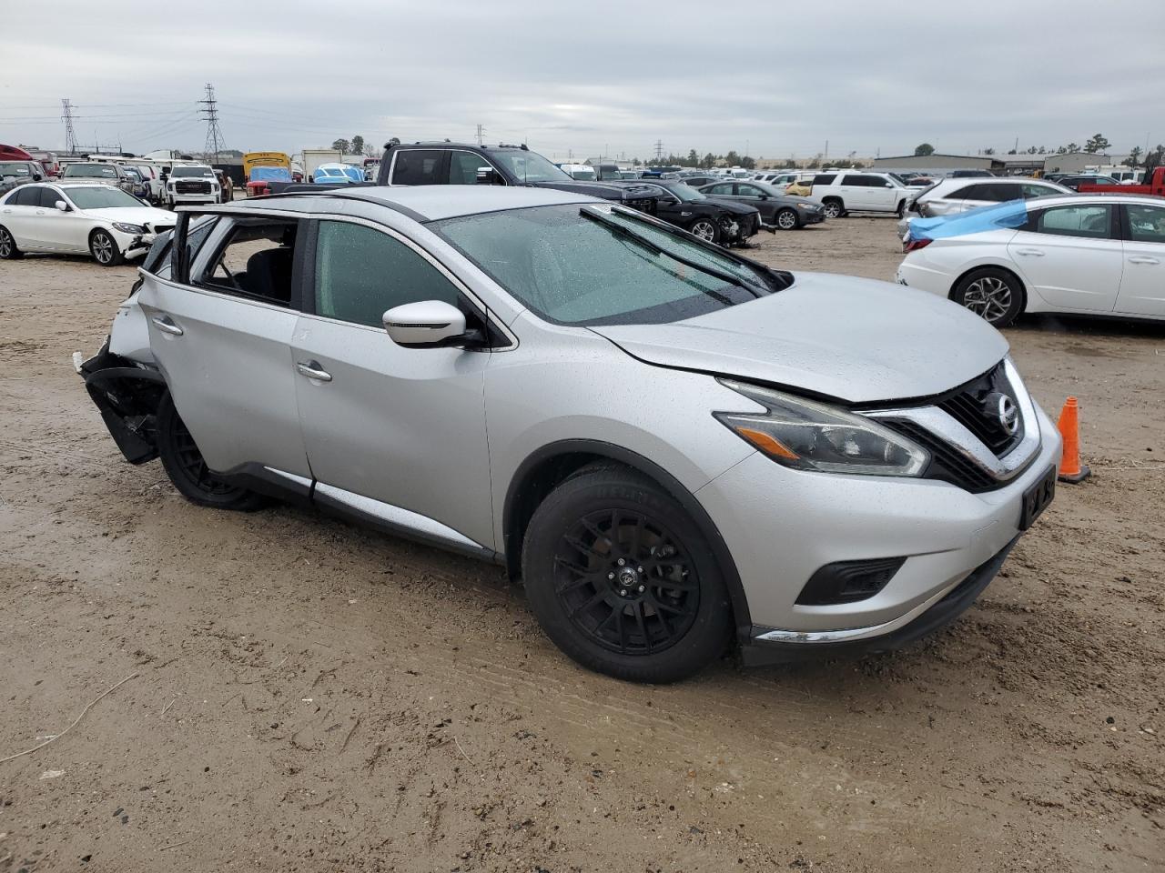 2018 Nissan Murano S - Image 4