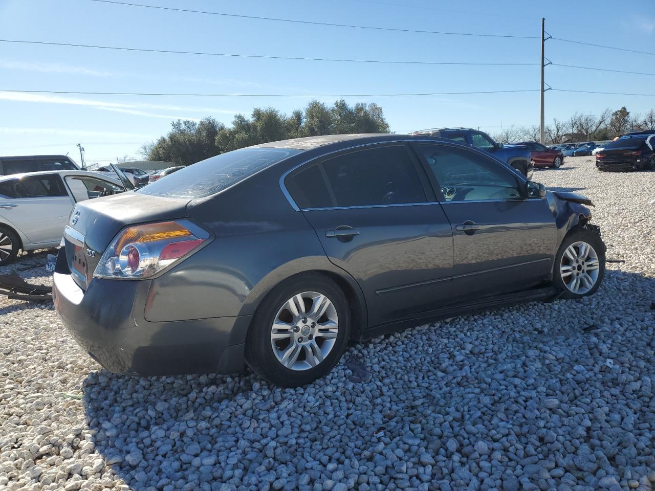 2010 Nissan Altima Base - Image 3